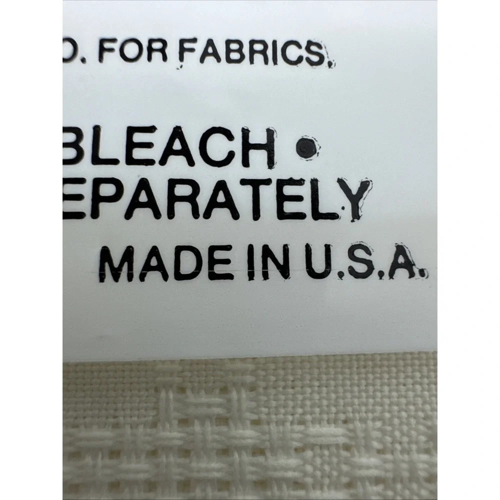 VTG Interlude‎ Permanent Press Soil Release Tablecloth Ivory  60 x 86 Oblong USA